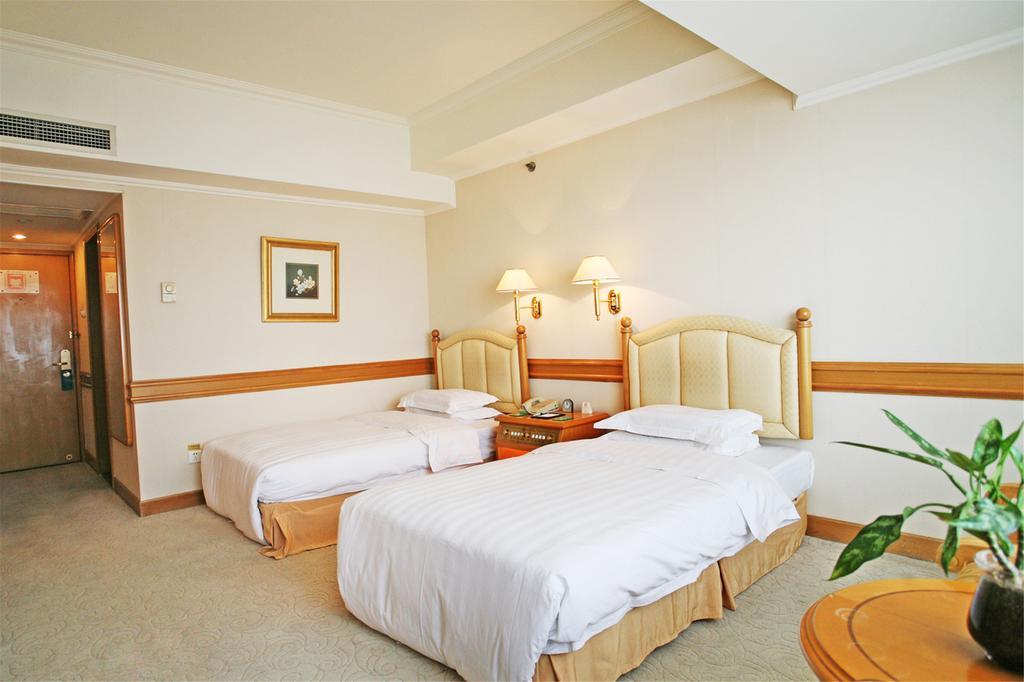 Guangzhou Hotel Пекин Экстерьер фото